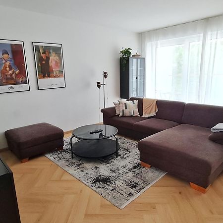 Beautiful New Apt In Old Town Near Train Station - Free Parking Μπρατισλάβα Εξωτερικό φωτογραφία