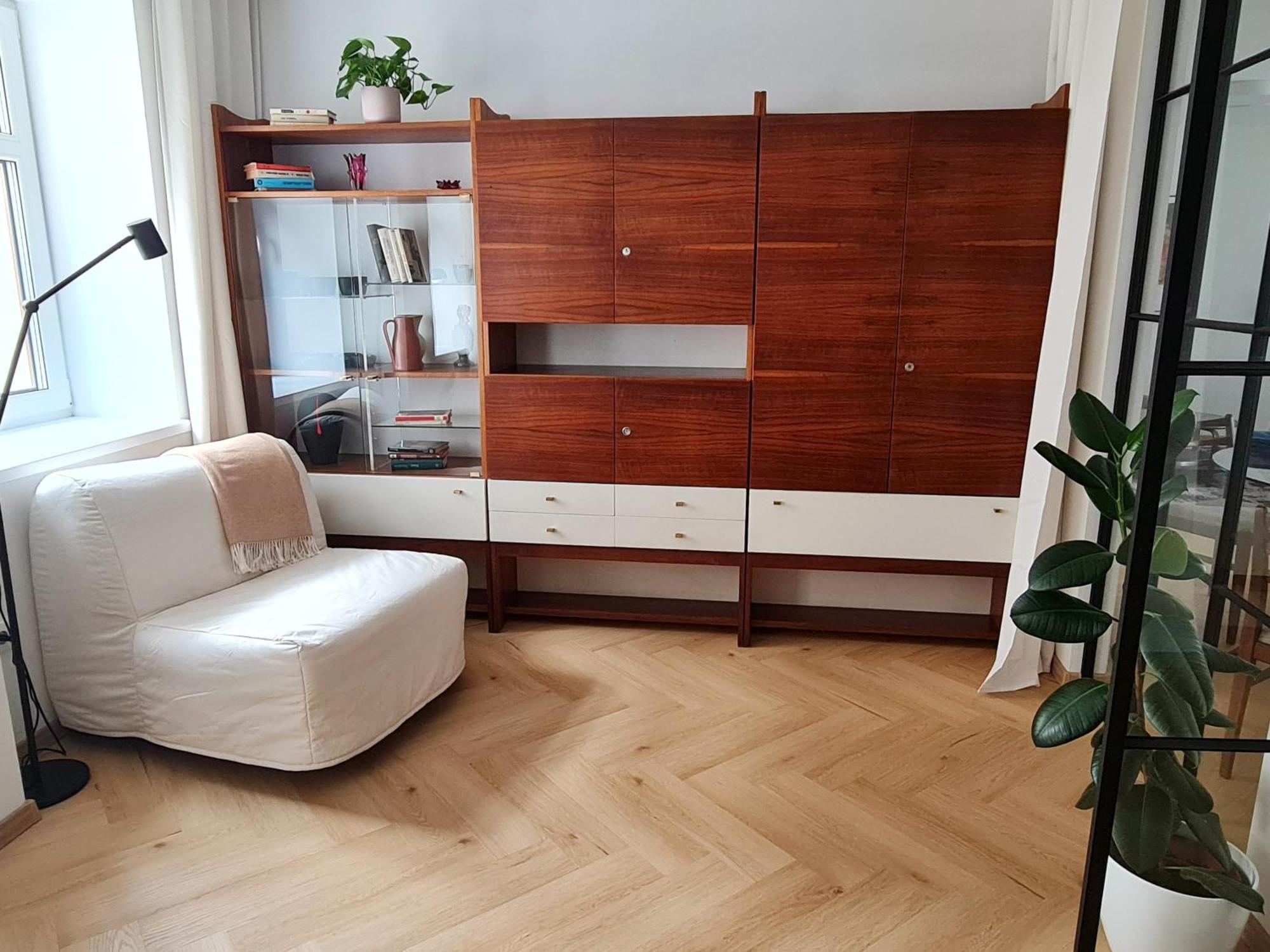 Beautiful New Apt In Old Town Near Train Station - Free Parking Μπρατισλάβα Εξωτερικό φωτογραφία
